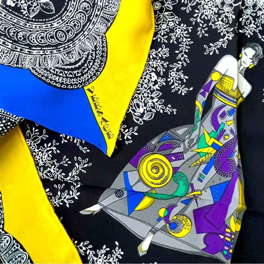 New vintage multicolored Versace large silk scarf